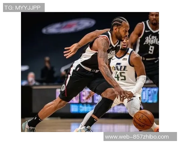 勇士与快船激战正酣赛场精彩瞬间回顾与分析